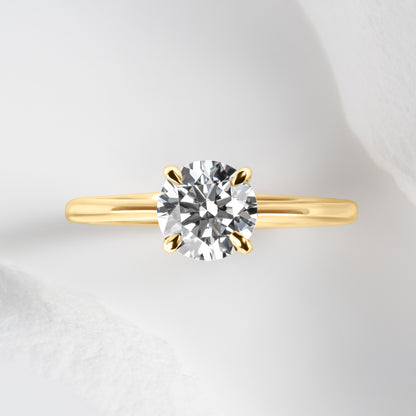 Yellow gold round diamond ring 