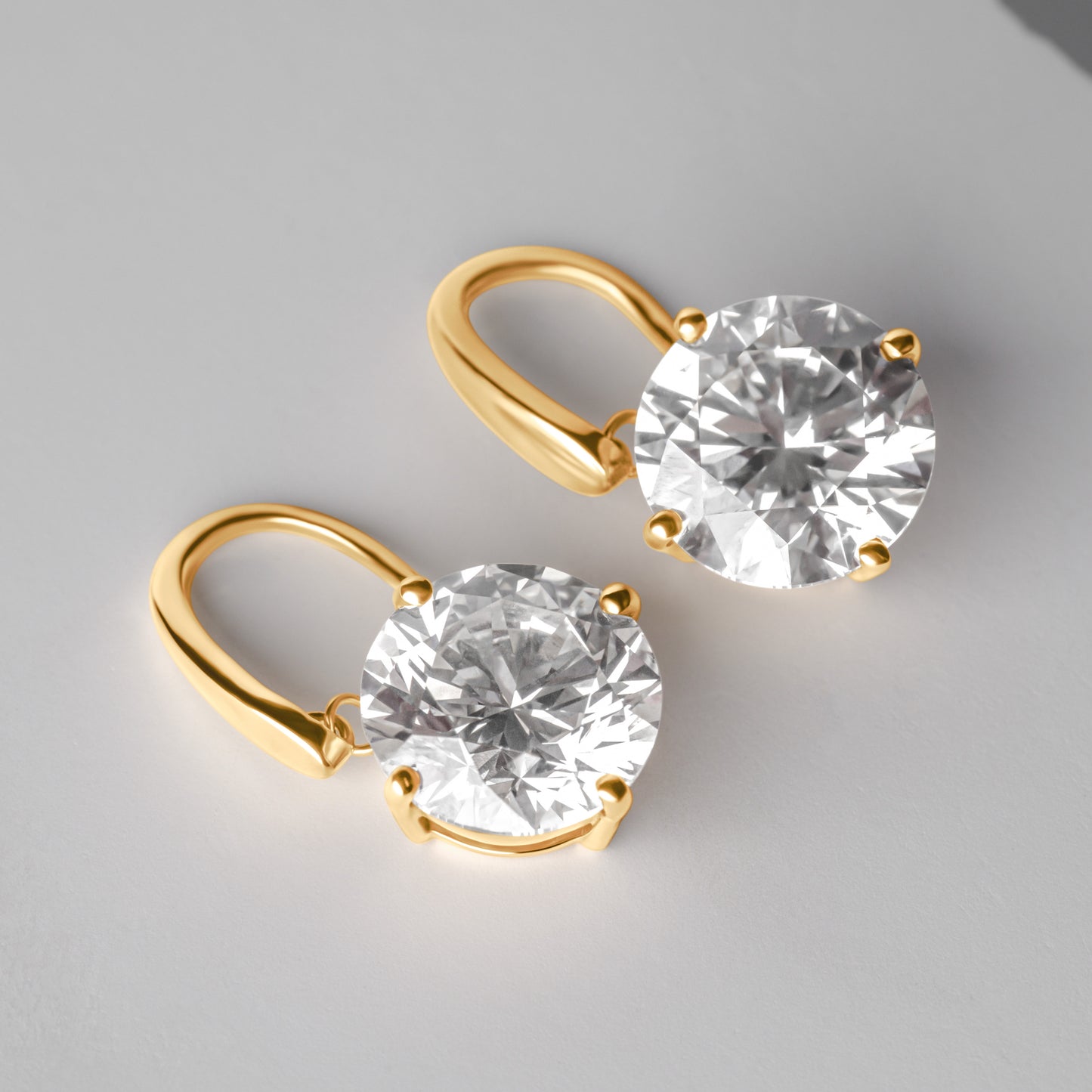 yellow  gold round brilliant drop earrings 